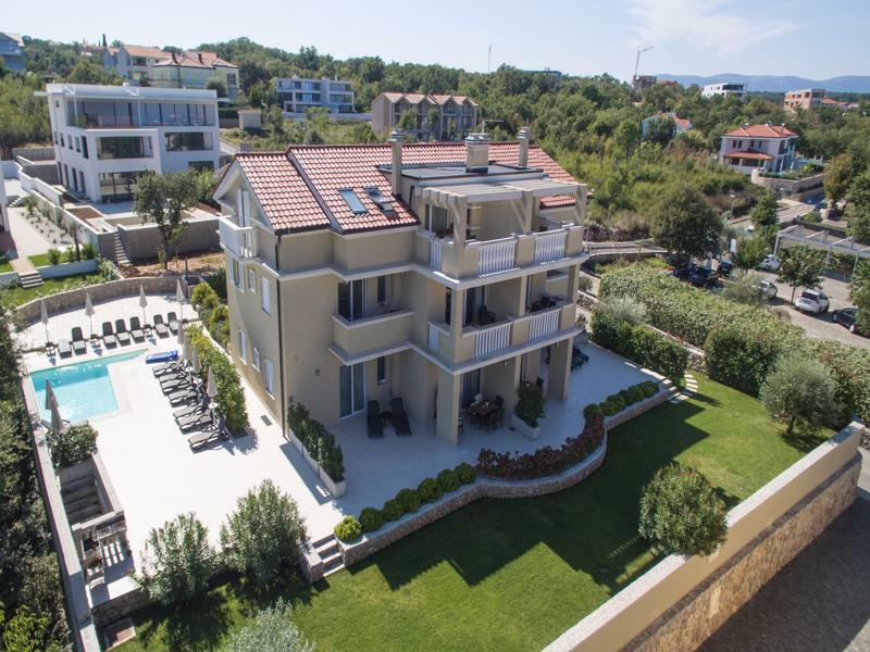 Luxury Apartments Villa Mande Malinska Buitenkant foto