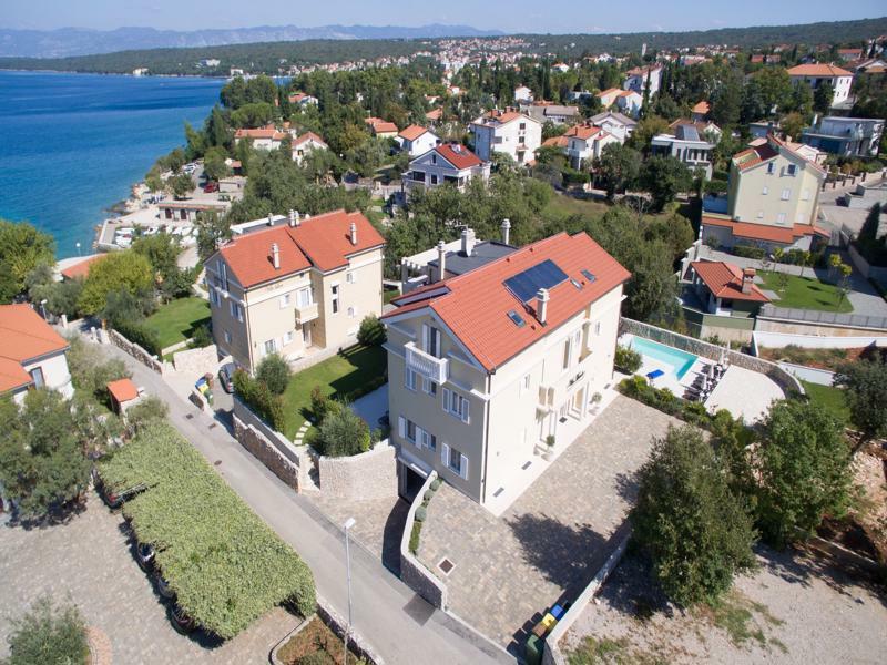 Luxury Apartments Villa Mande Malinska Buitenkant foto