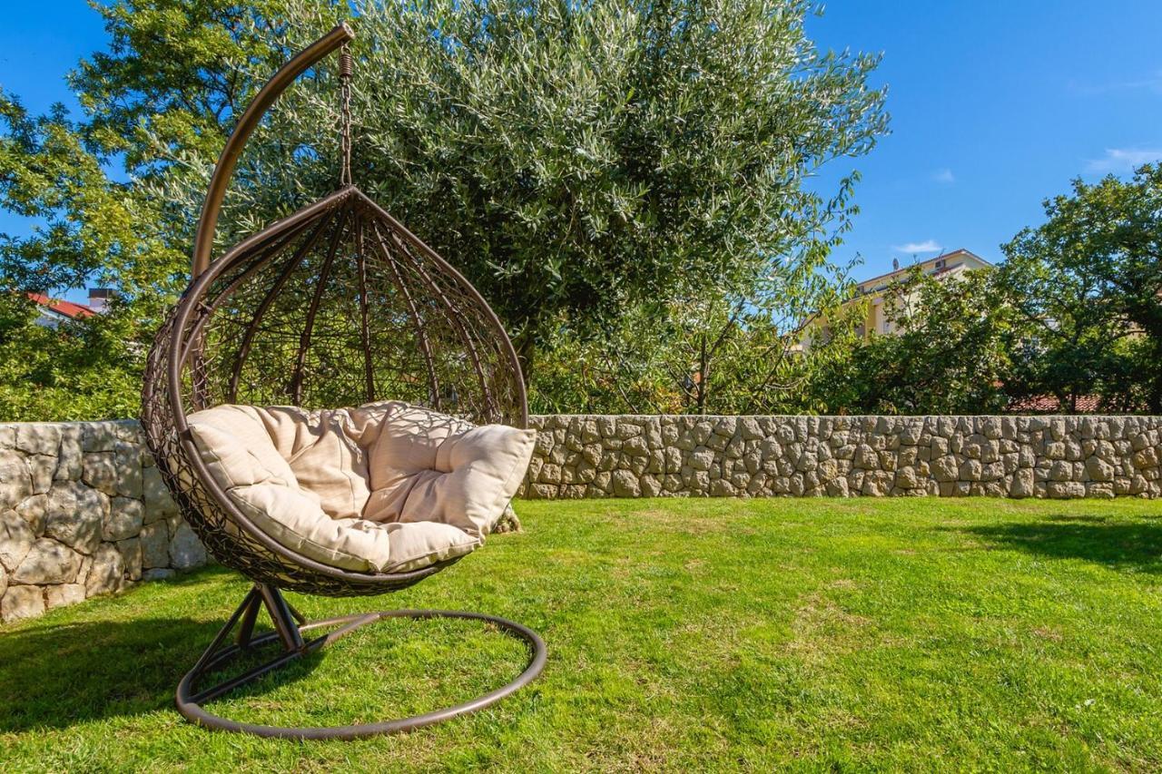 Luxury Apartments Villa Mande Malinska Buitenkant foto